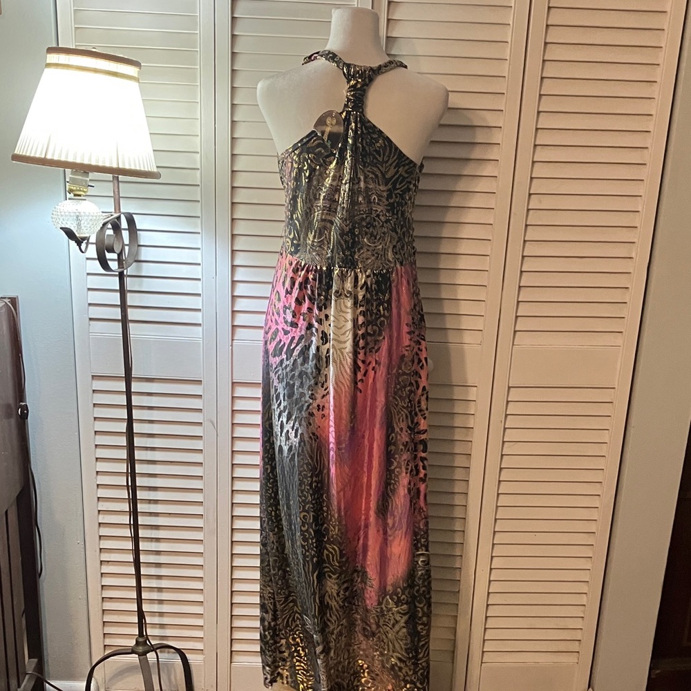 Shoreline Metallic Pink and Black Halter Maxi Dress - Picture 8 of 14